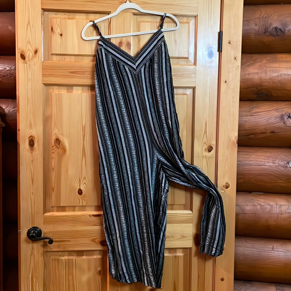 NEW!! Jumpsuit // Romper - Picture 2 of 8